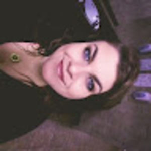 Meet your Posher, Alicia